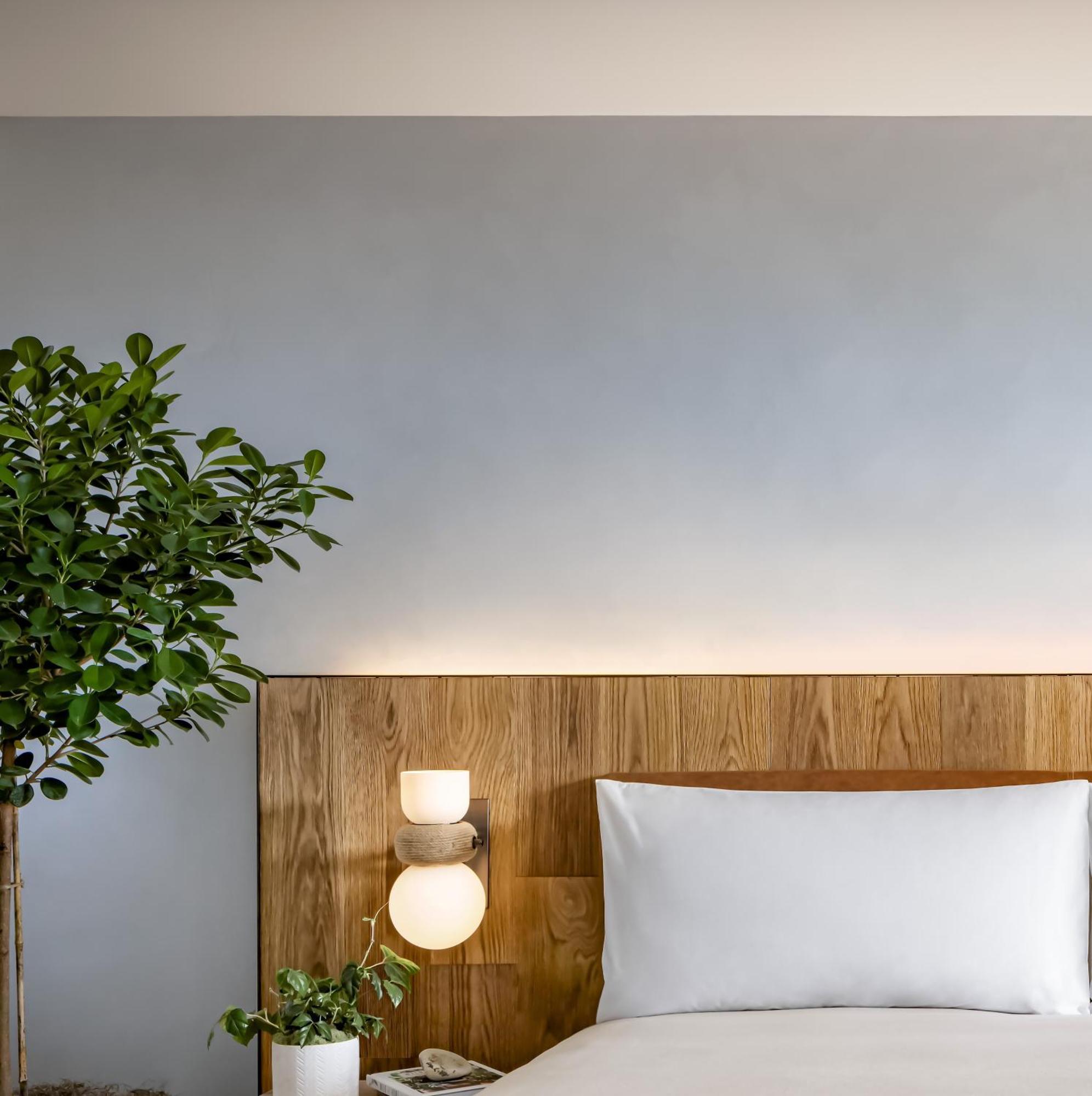 1 Hotel Торонто Екстериор снимка