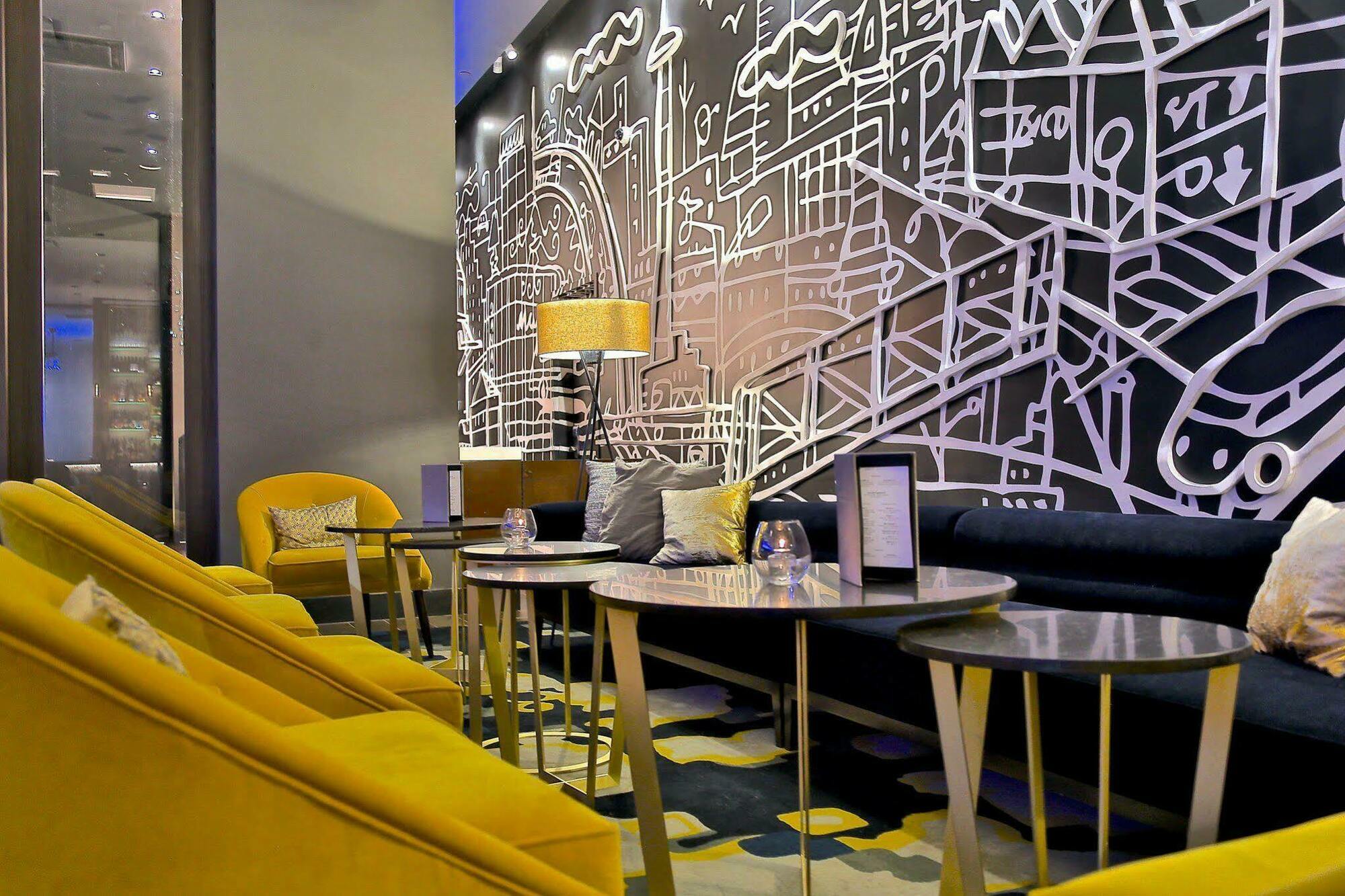 1 Hotel Торонто Екстериор снимка