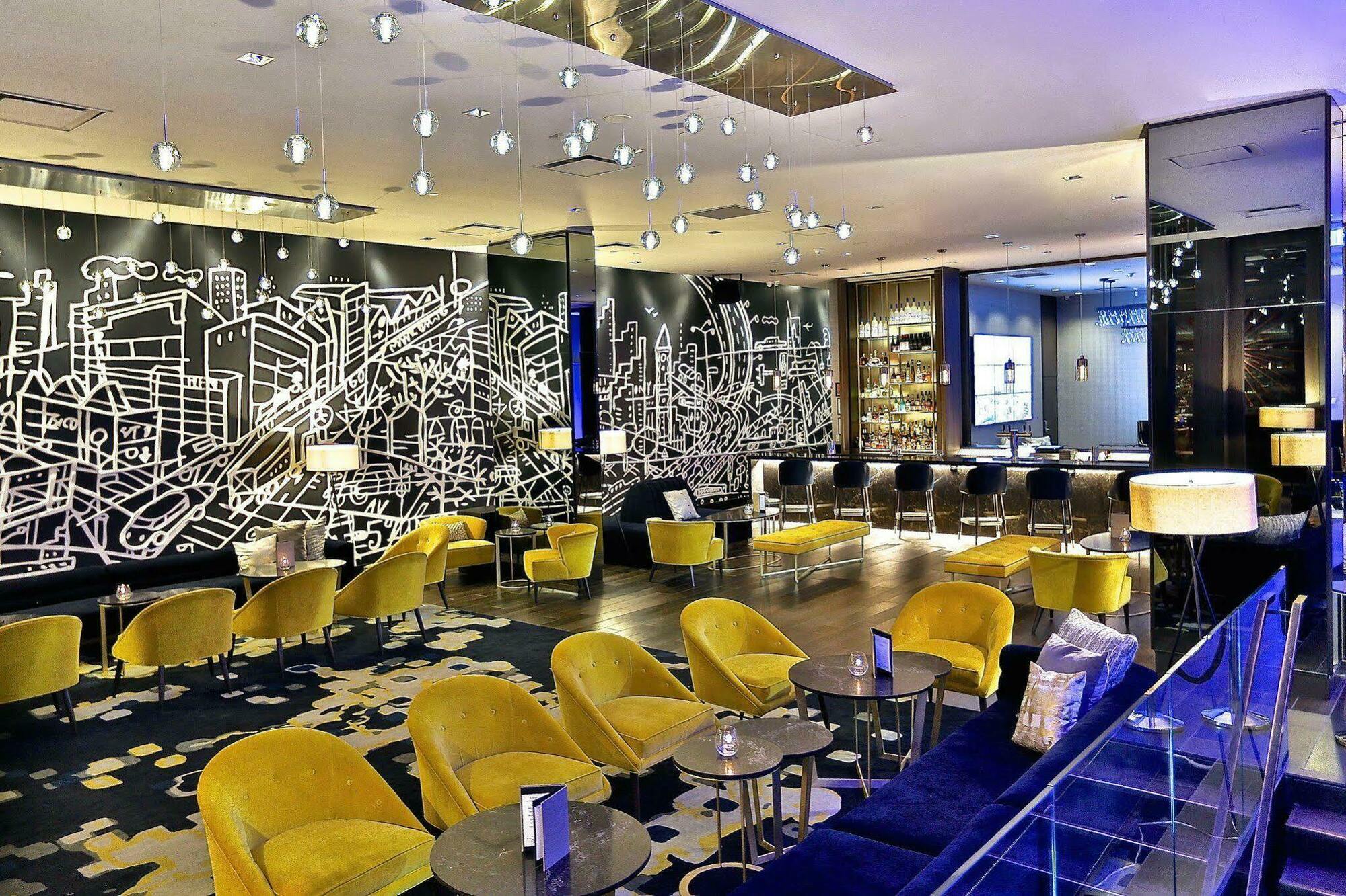 1 Hotel Торонто Екстериор снимка